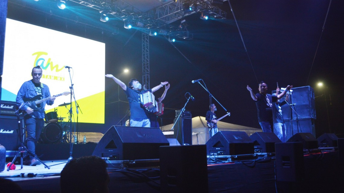 Suena Tam al ritmo de Celso Piña