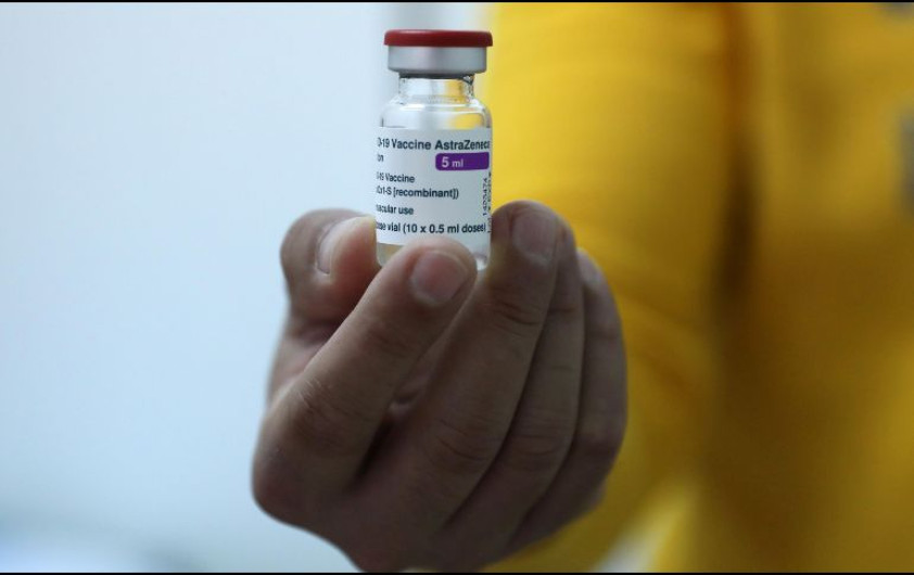 Aprueba la OMS uso de emergencia de vacuna anticovid de AstraZeneca