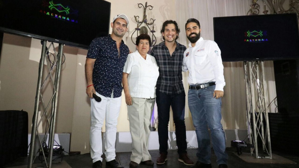 Exitosa presentación de Alan Estrada con Alan por el mundo