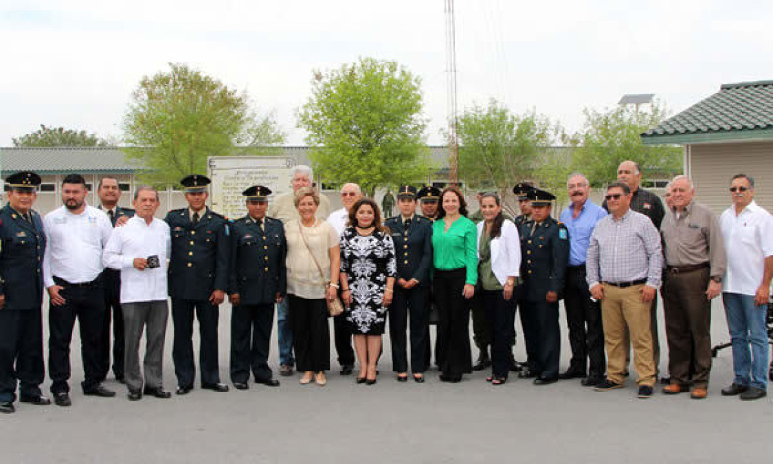 Reconoce alcaldesa patriotismo y lealtad del Ejército Mexicano