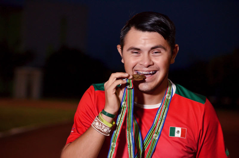 Participará Juanito en Campeonato Internacional de deportistas con Síndrome de Down 