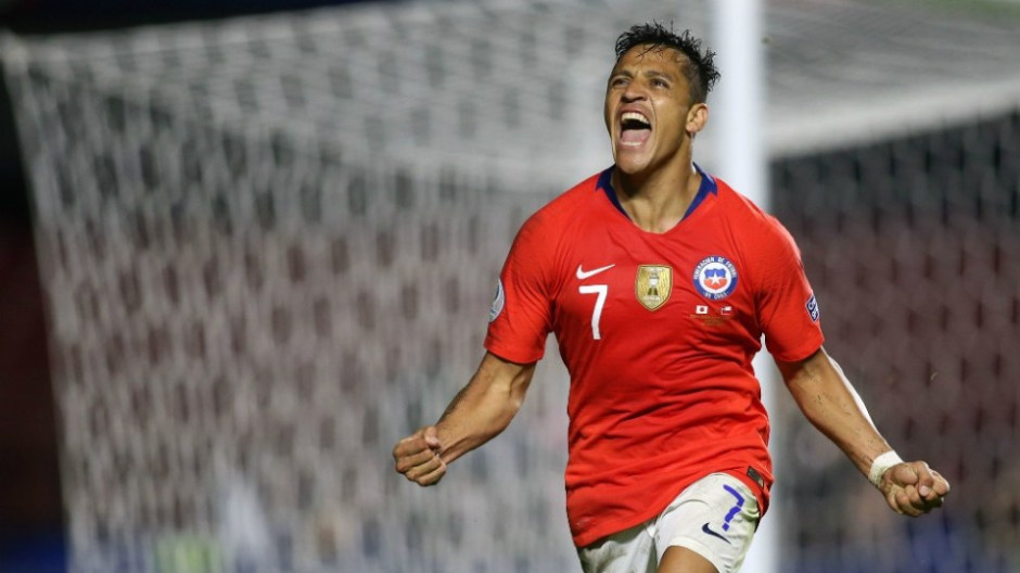 Chile debuta con goleada frente a Japón 
