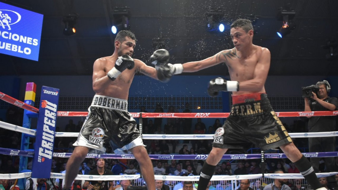 Expectacular noche se vivió en Río Bravo con sábado de Box 