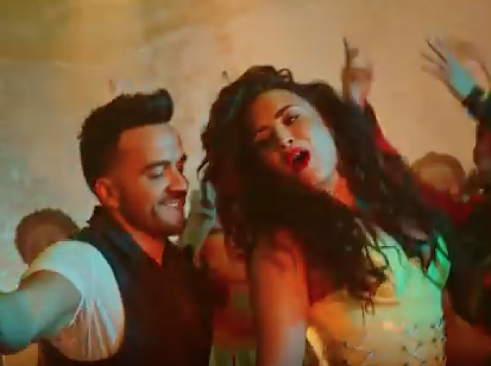 Luis Fonsi estrena canción "Echame la culpa"