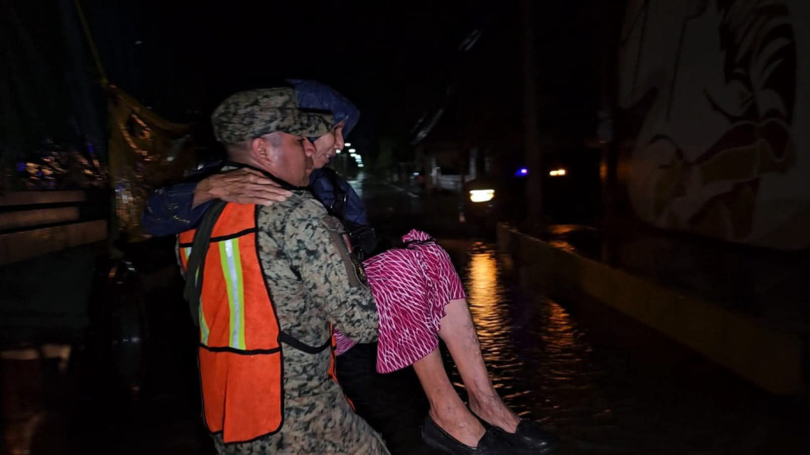 Barry cierra carreteras e incomunica a comuniades en Tamaulipas