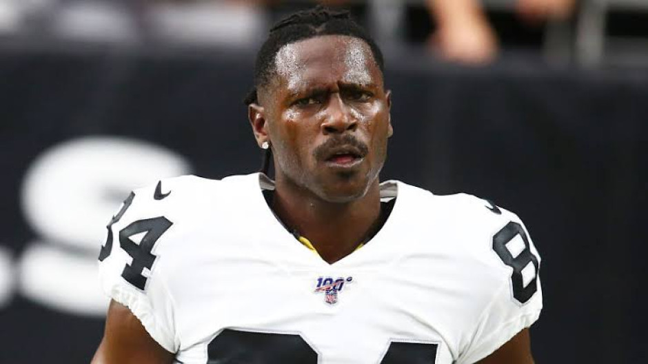 Los Oakland Raiders se separan del receptor Antonio Brown
