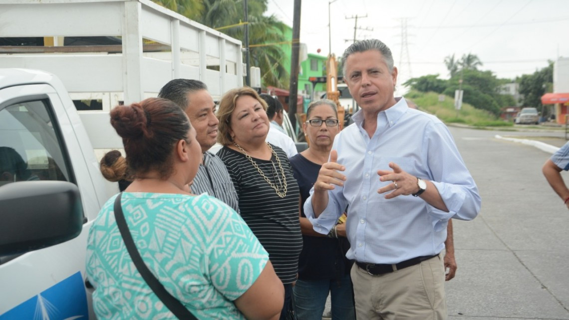 Vergonzosas las condiciones que prevalecen en las áreas públicas: Jesús Nader