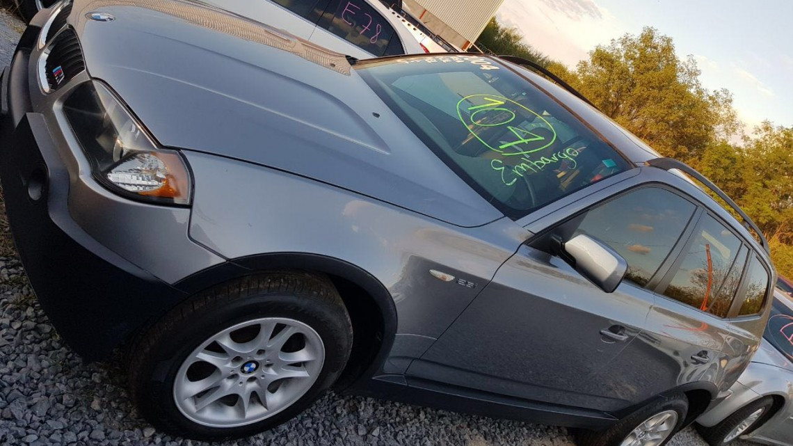 Realizan operativos contra venta de autos ilegales