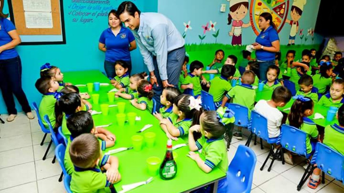 “Desayuna Bien” beneficia a alumnos de escuelas de nivel básico