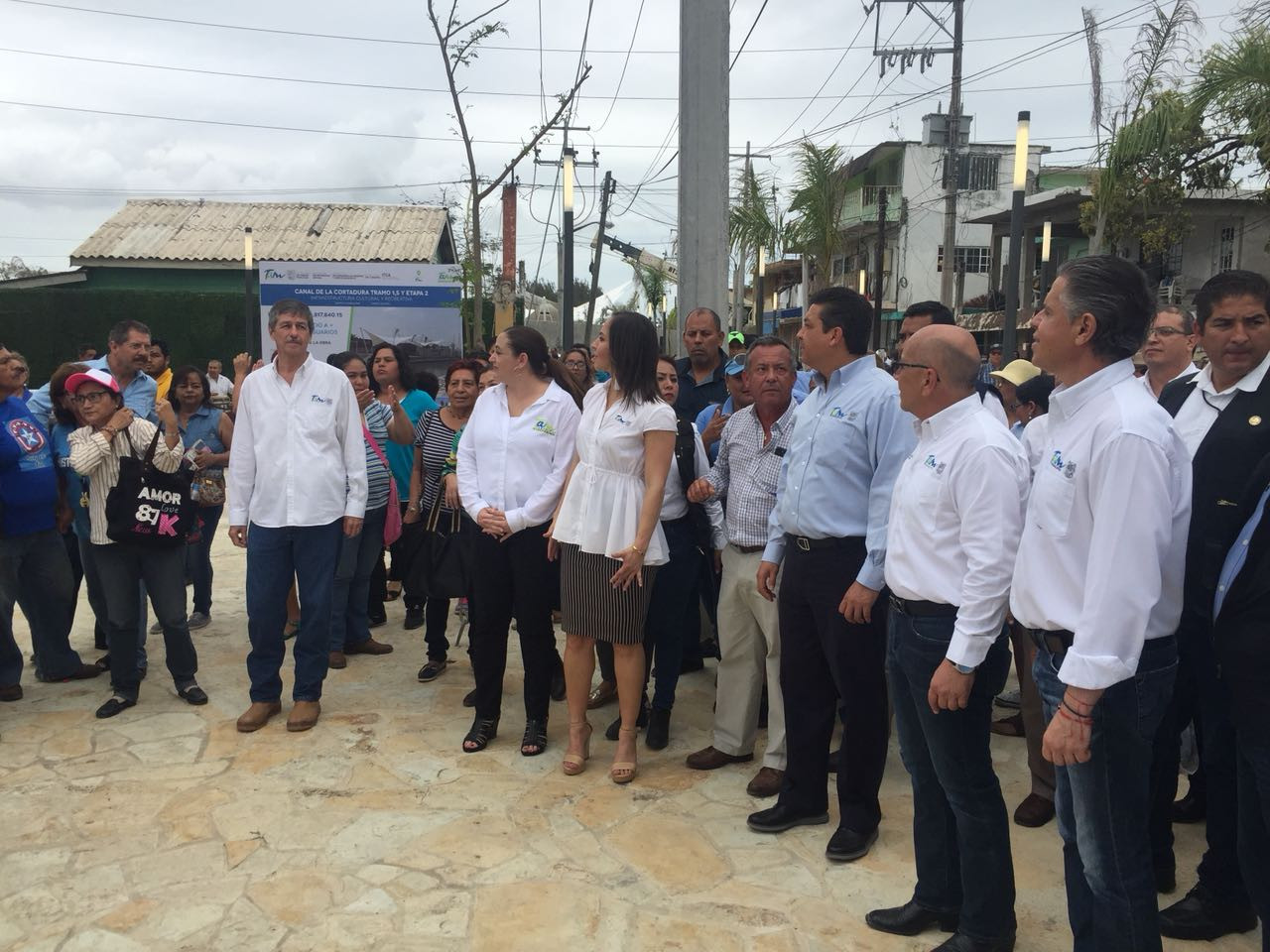 Inaugura Gobernador de Tamaulipas el canal de la Cortadura