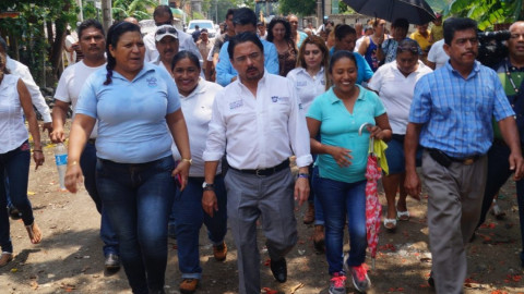 Invita alcalde a líderes de colonias a trabajar por el bien de la comunidad