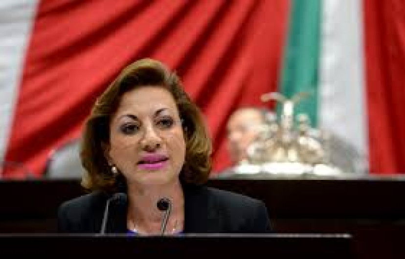 Murguía pide defender derechos de mujeres 'sin regateos'
