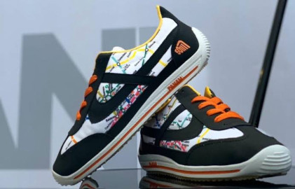 Panam lanza tenis en conmemoración por los 50 años del Metro