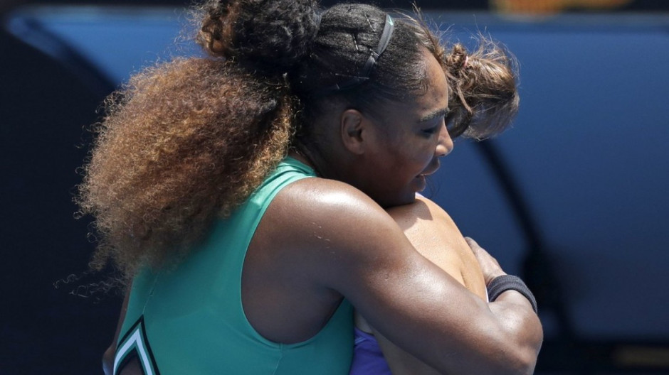 Serena Williams comienza con triunfo Australian Open