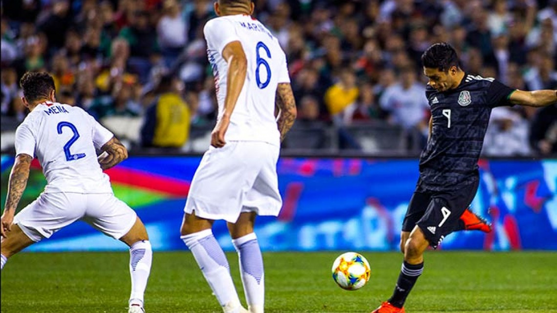 Selección Mexicana derrota a Chile 