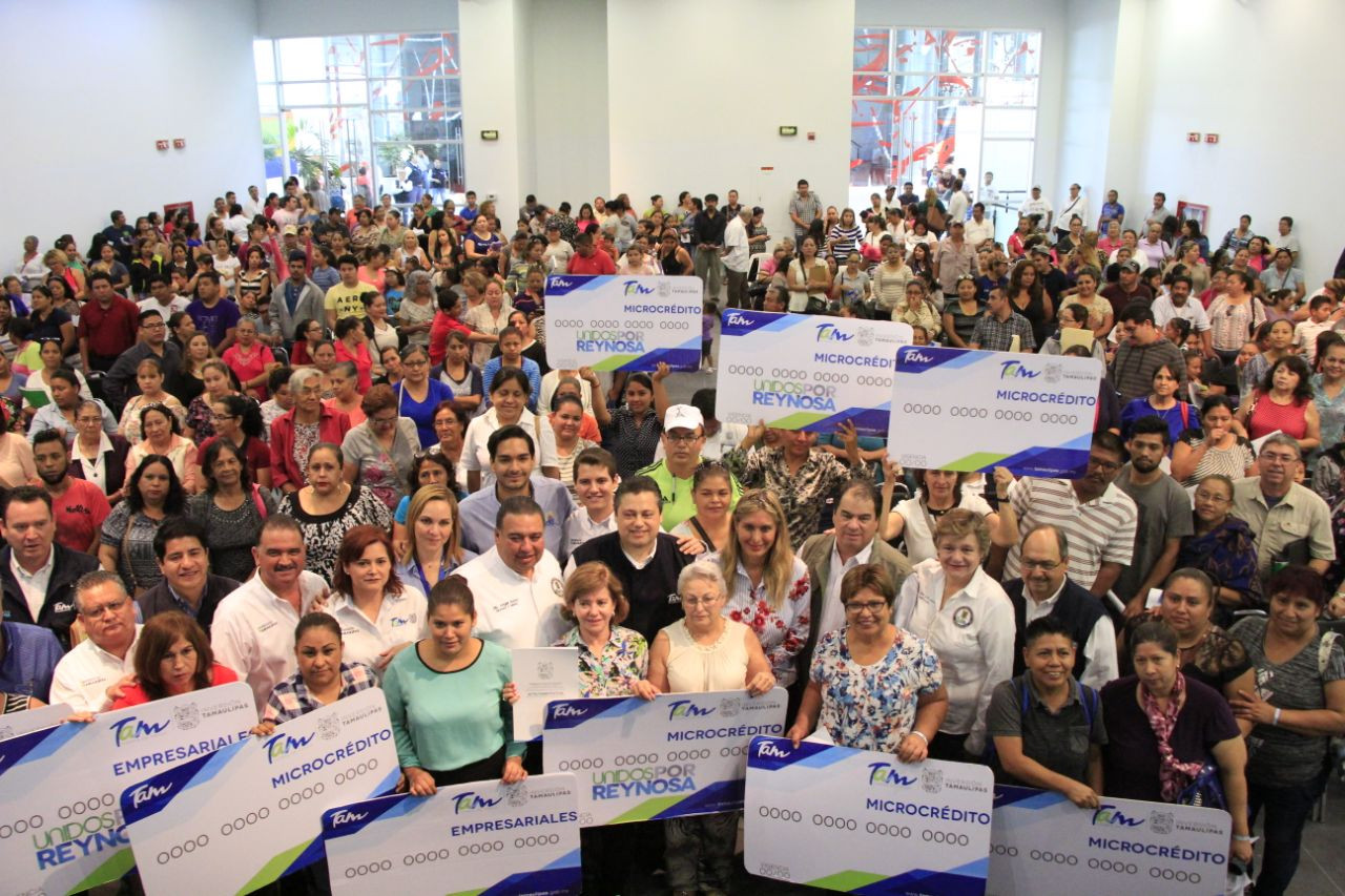 Entrega Unidos Por Reynosa cerca de 4 mdp en créditos