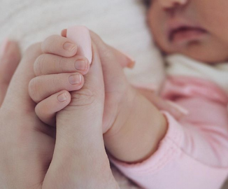 Foto de la bebé de Kylie Jenner rompe récord en Instagram