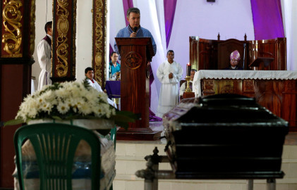 De los 301 fallecidos por alud en Colombia, 92 son niños