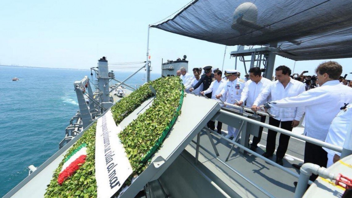 Conmemora EPN día de la Marina Armada de México en Tampico
