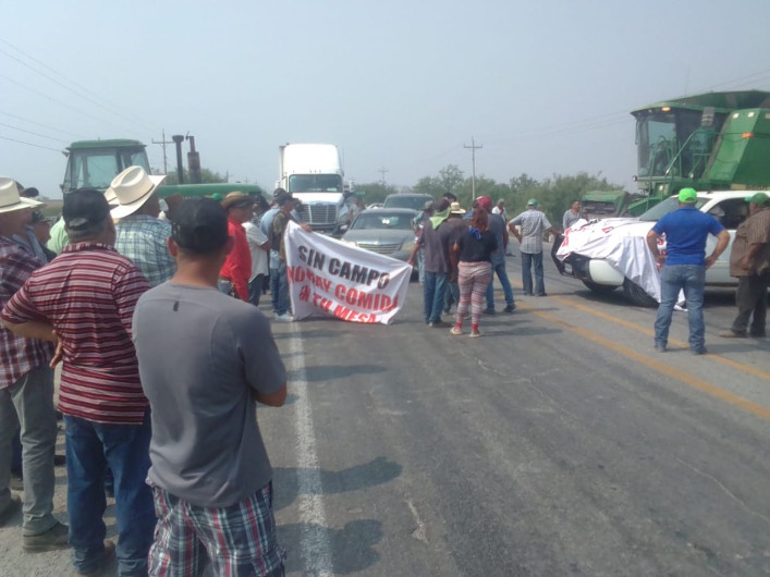 Sorgueros continúan con bloqueos intermitentes en carreteras
