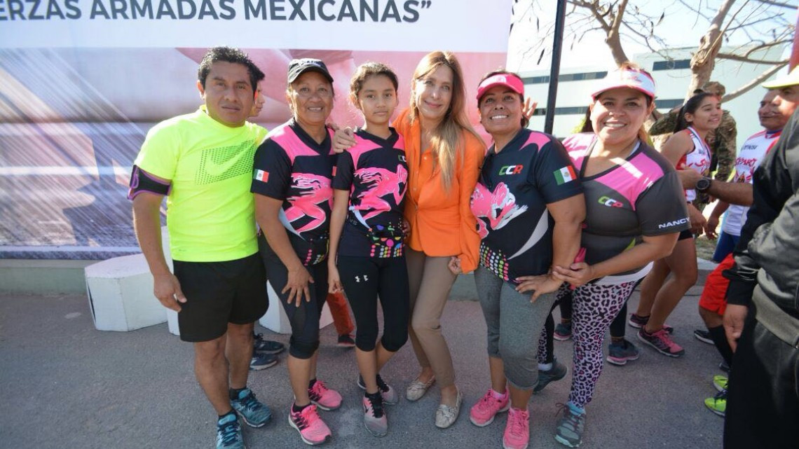 Premia Alcaldesa a ganadores de Carrera Conmemorativa de las Fuerzas Armadas Mexicanas