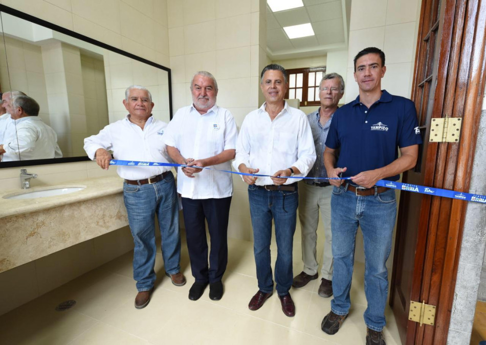 Mejoran Imagen de la Presidencia Municipal de Tampico