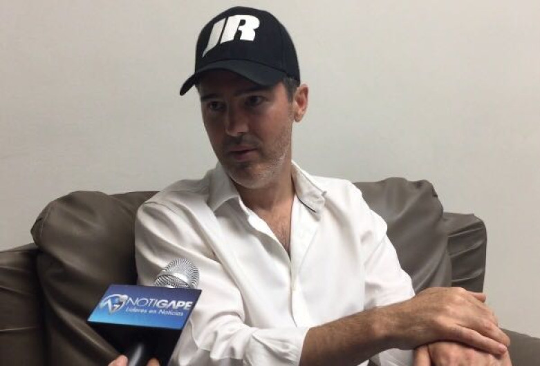 Critica JR acciones de diputados contra independientes