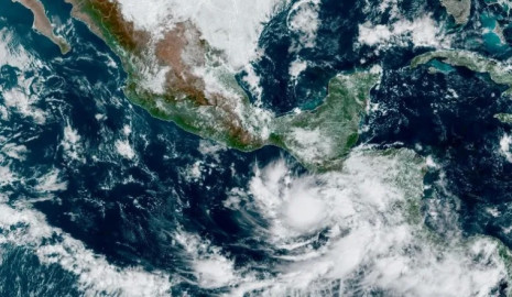 Declaran alerta amarilla en Honduras por avance de  tormenta tropical Pilar