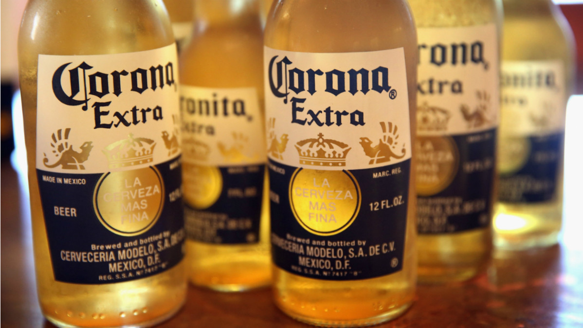 ¡No es broma! Ventas de Corona bajaron desde el inicio del coronavirus