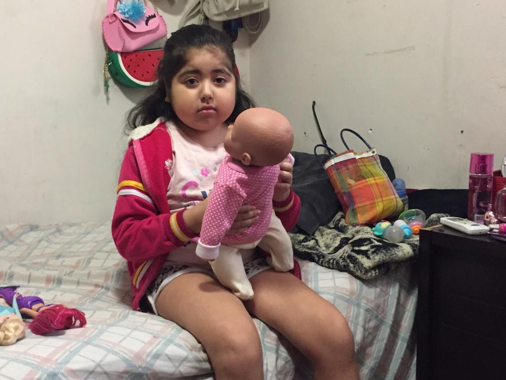 Rara enfermedad mantiene en el hospital a pequeña de 9 años