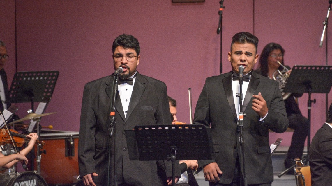 Éxito presentación de Los Diez Tenores tamaulipecos