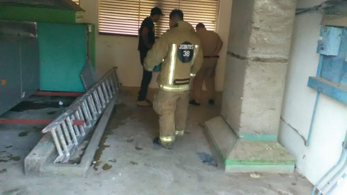 Por olor a gas evacuan clínica 38 del IMSS EN Tampico