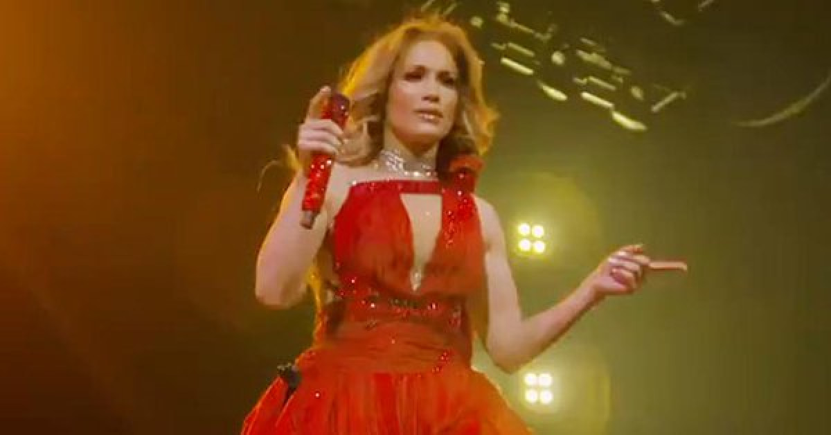 Jennifer López muestra su apoyo a las protestas en Puerto Rico