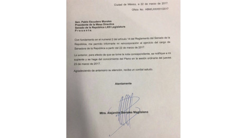 Alejandra Barrales se reincorpora al Senado de la República