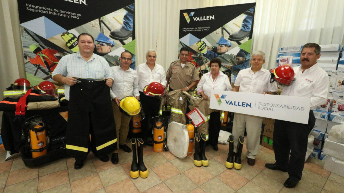 Anuncia Magdalena Peraza incremento salarial para bomberos de Tampico