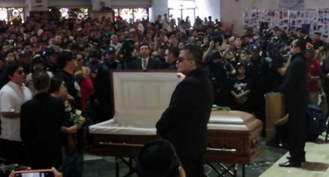 Dan el último adiós a Celso Piña en la Basílica de Guadalupe