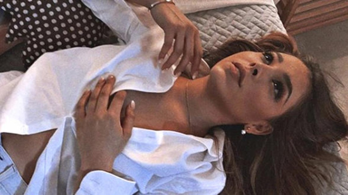 Danna Paola seduce a seguidores con sensual atuendo