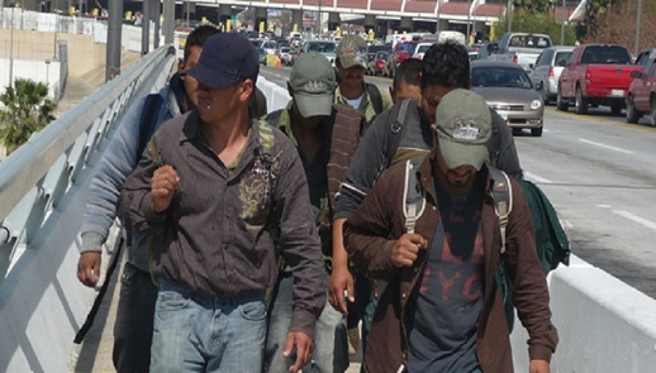 Deportan a migrantes por el puente Reynosa-Hidalgo 