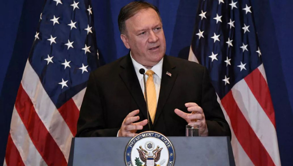 Mike Pompeo se pone en cuarentena tras contacto con un caso positivo de COVID-19 
