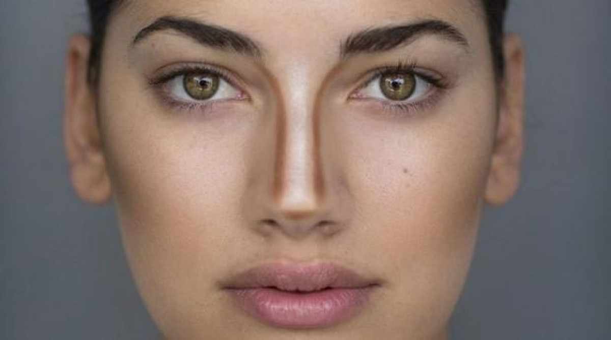 Y así es como podrás lucir una nariz más delgada