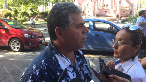 Recortan a 100 empleados y horas extras a servicios públicos 