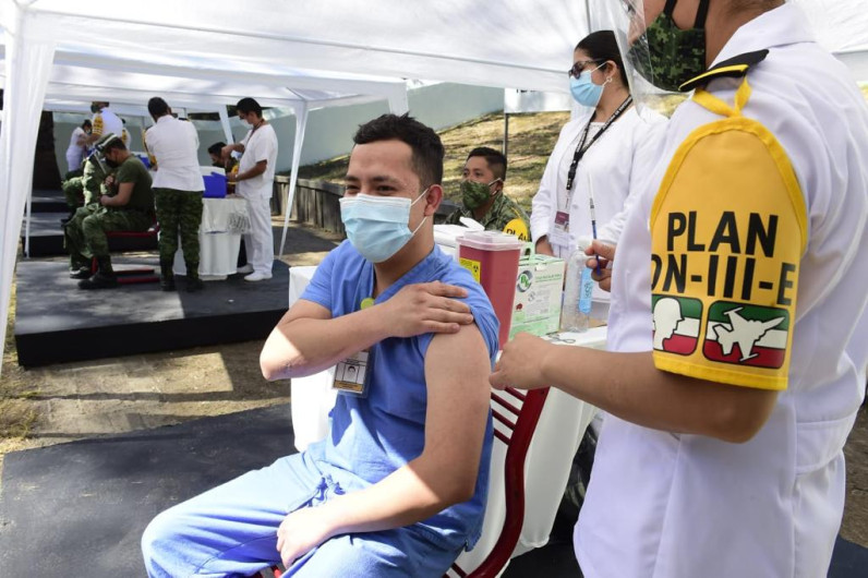 Continúa jornada de vacunación contra COVID-19 en México 