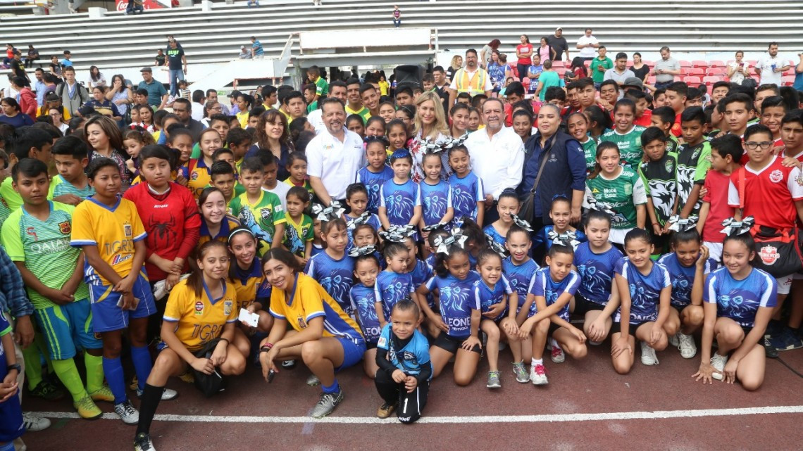 “Jugar un deporte, la mejor aportación a la paz de la ciudad”: Maki Ortiz