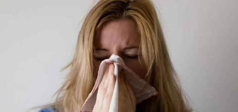 Un "resfriado brutal" causa preocupación en Reino Unido