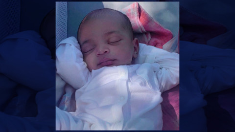 Kim Kardashian presenta a su bebé Psalm 