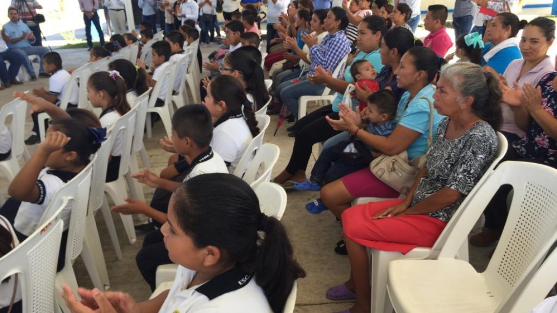 Mejoras en infraestructura urbana y apoyo a la educación llevan al sector rural