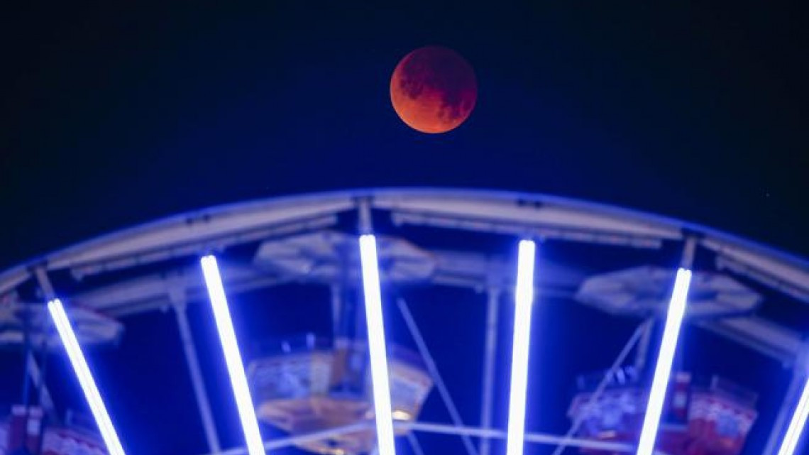 Así se vivió la superluna azul de sangre en el mundo