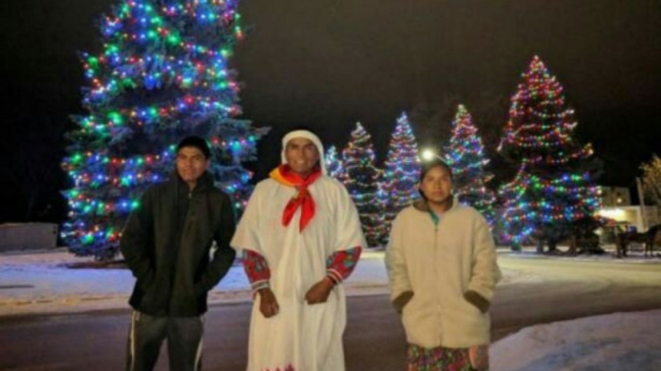 Tarahumaras triunfan en maratón Oso Polar en Canadá 