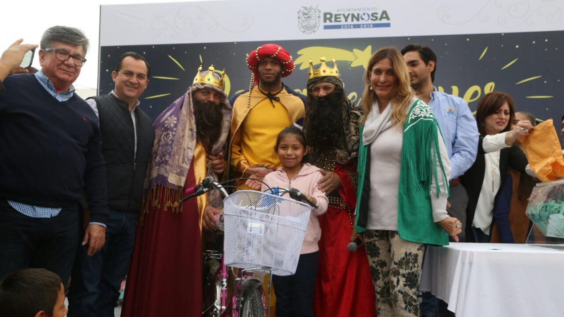 Comparten más de 3 mil personas Rosca de Reyes 2018