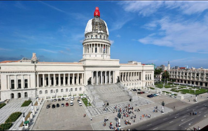 EU lanza advertencia contra quienes usen la IA para cometer delitos 